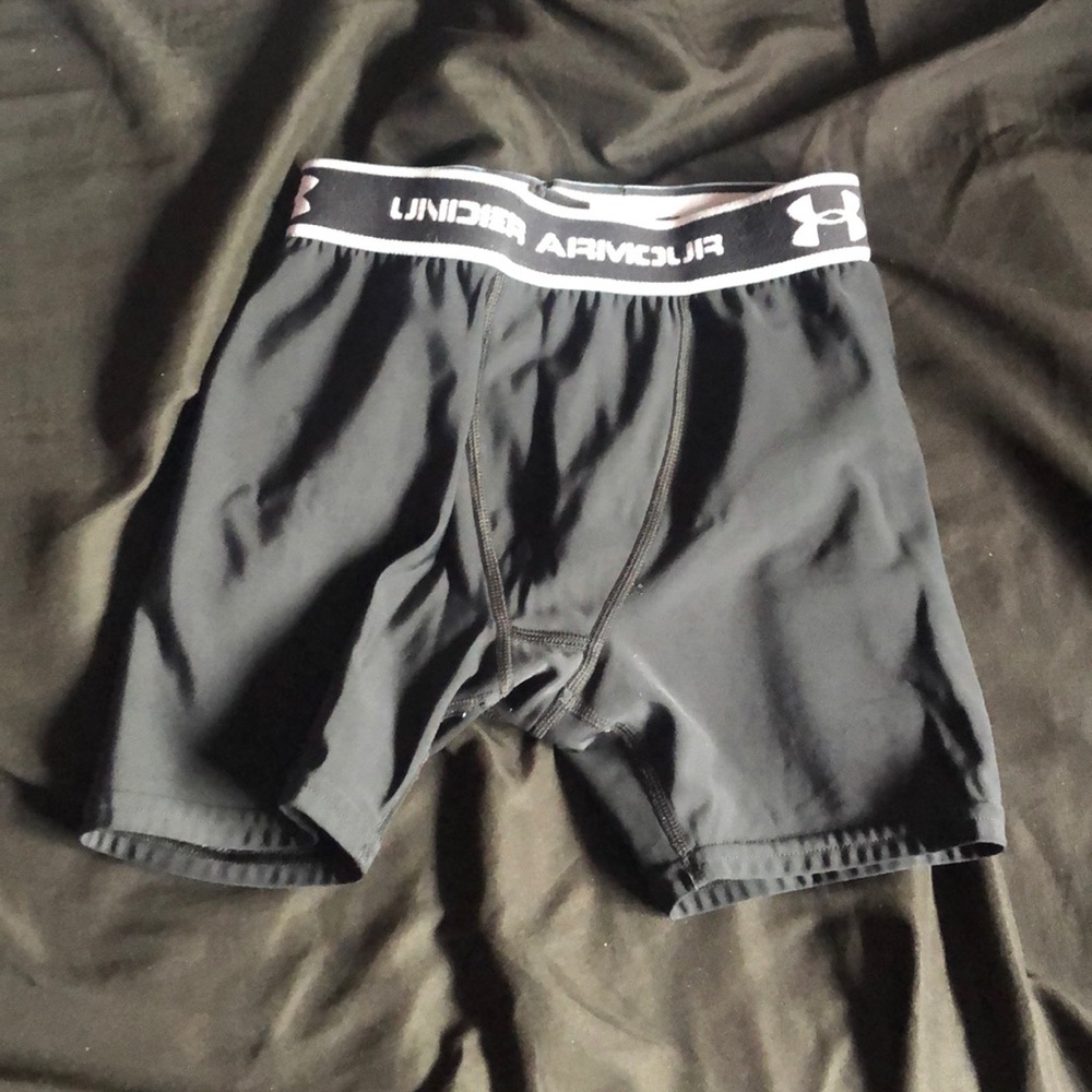 Under armor Compression shorts
